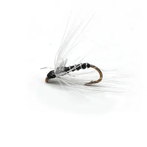 Close-up of FLYING EGRET Japanese style classic wet fly